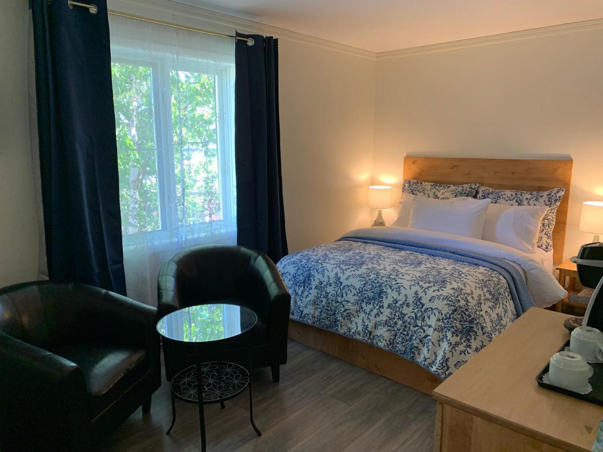 Auberge La Rosepierre Bistro Henri Grandes-Bergeronnes Esterno foto